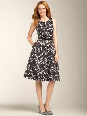 ENTER TO WIN: Talbots Rose Silhouette Dress - ChristabellesCloset.com